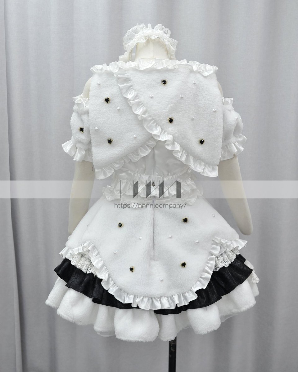 NNNN_COMPANY's tweet photo. Official Request Order)  
라이브 아이돌  
'Fai†hous'  
요코
데뷔 라이브 의상  

* 소속사의 요청사항에 맞추어 의상 디자인과 도식화 납품이 함께 진행되었습니다.
* 라이브 아이돌 의상 의뢰시 당사 공식 이메일로 연락부탁드립니다. 

official@nnnn.company https://t.co/raJVaVn0vH