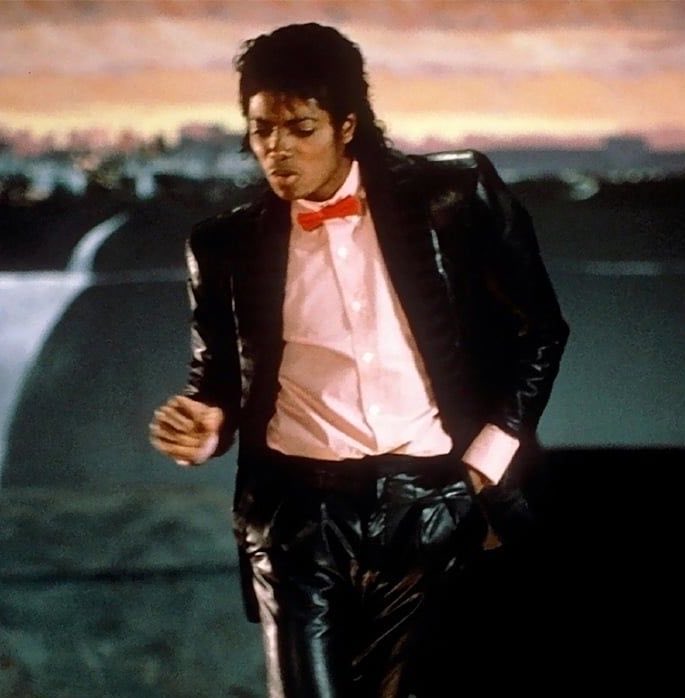 Kulturlesite_'s tweet image. 🚨 « BILLIE JEAN » de MICHAEL JACKSON enregistre son plus gros jour de streaming sur SPOTIFY avec 4,32 MILLIONS de streams, 43 ans après sa sortie !!

Le plus grand artiste de tous les temps ? 👑