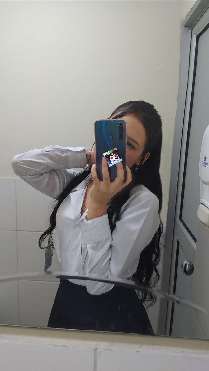 Saily🌸 tweet media