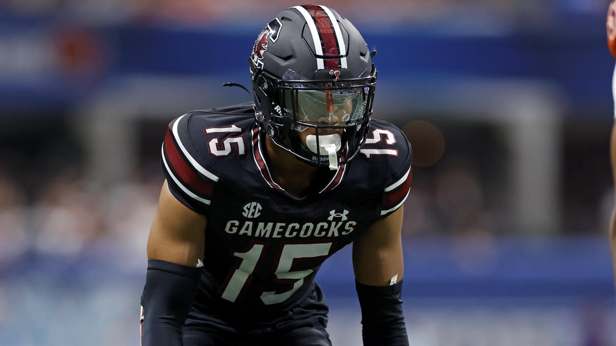 𝑨𝒏𝒕 tweet media