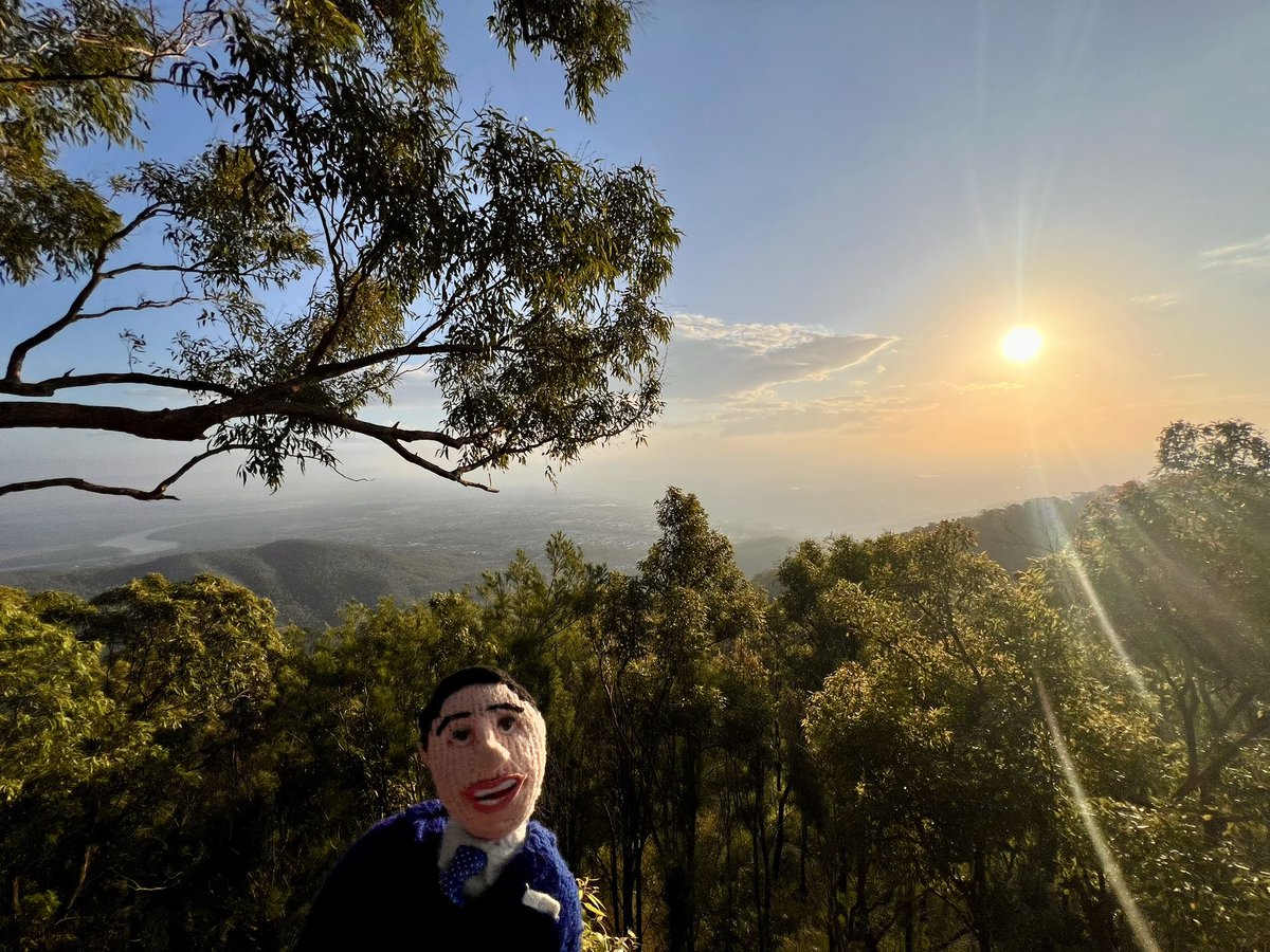 Jimmy Carr tweet media