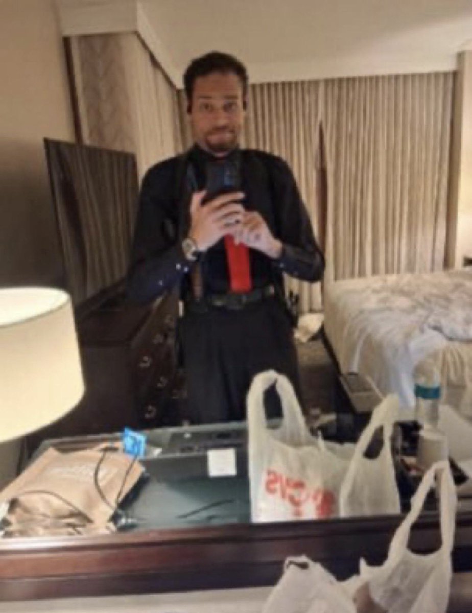 Politics US tweet media