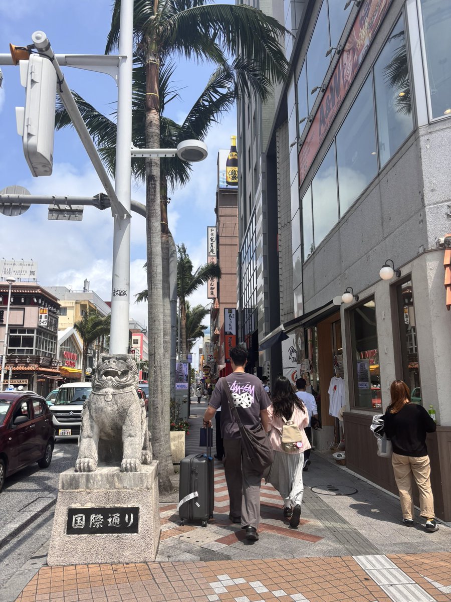 nagi____nano's tweet photo. ノリと勢いで単独で沖縄弾丸してきたんだけど、良すぎてすでにまた行きたくなってる。
次はレンタカー借りていろいろ回りたいな〜 https://t.co/OpFa4LLXR4