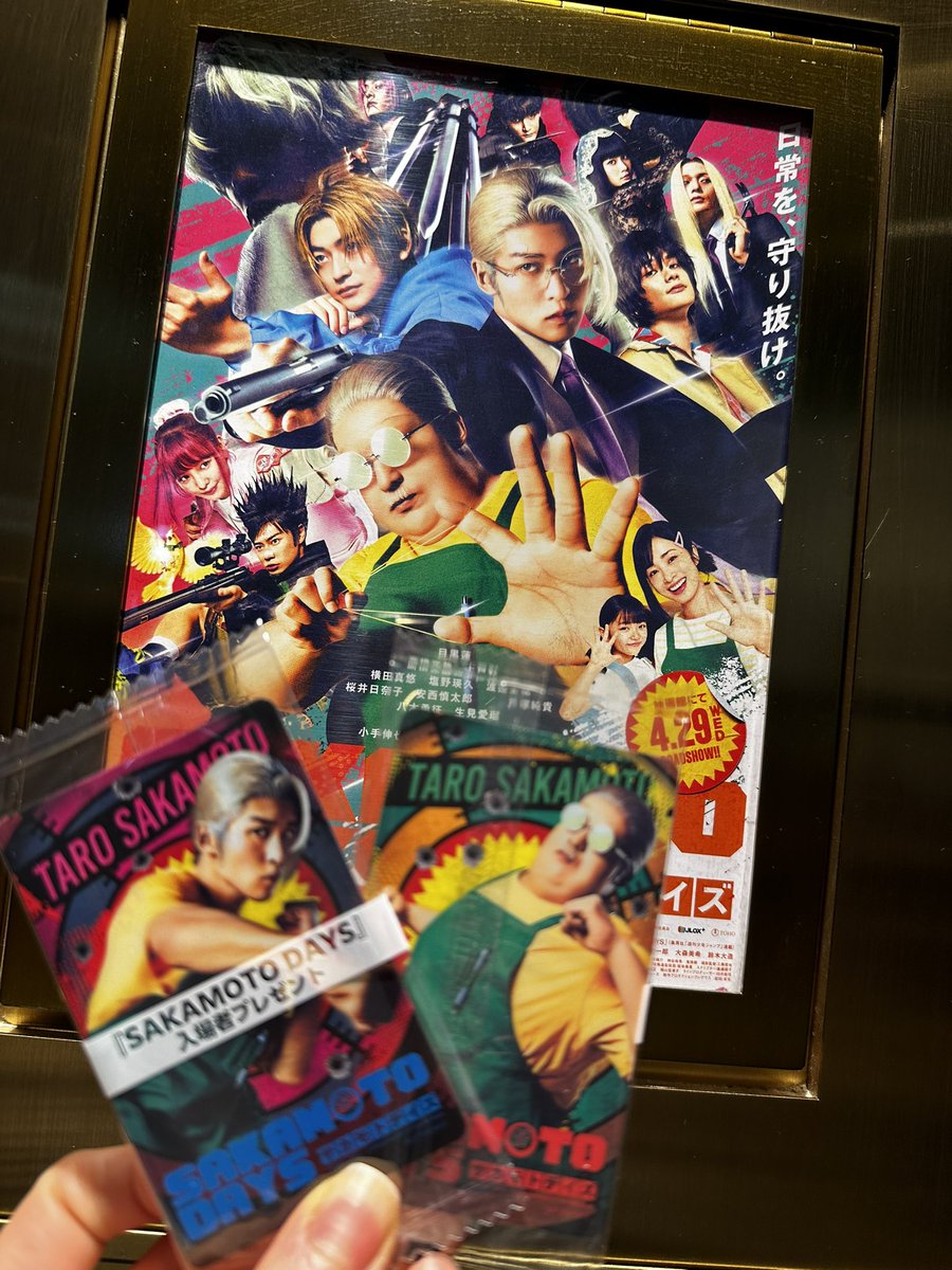 由 tweet media