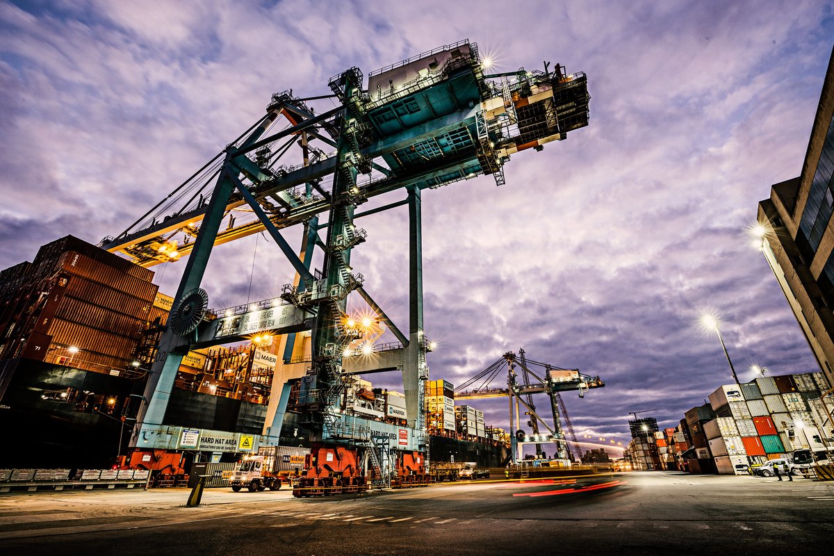 container_news's tweet image. 📌💥 #Fire destroys #mobile #harbor #crane at #Port of #Itajaí - No injuries reported

container-news.com/fire-destroys-…