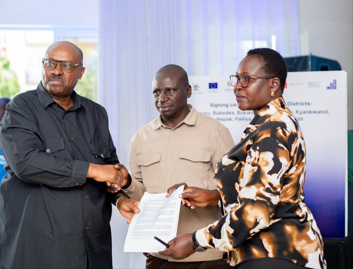 MoLGUganda's tweet photo. PS Kumumanya Expands LoCAL Action

Mr. Ben Kumumanya the Permanent Secretary Ministry of Local Government officially opened the 3rd National LoCAL Workshop in Gulu at Boma Hotel, onboarding Rwampara, Terego, Kyankwanzi, Amuru and Gulu districts onto the LoCAL Facility. https://t.co/TOBD5dUcKt