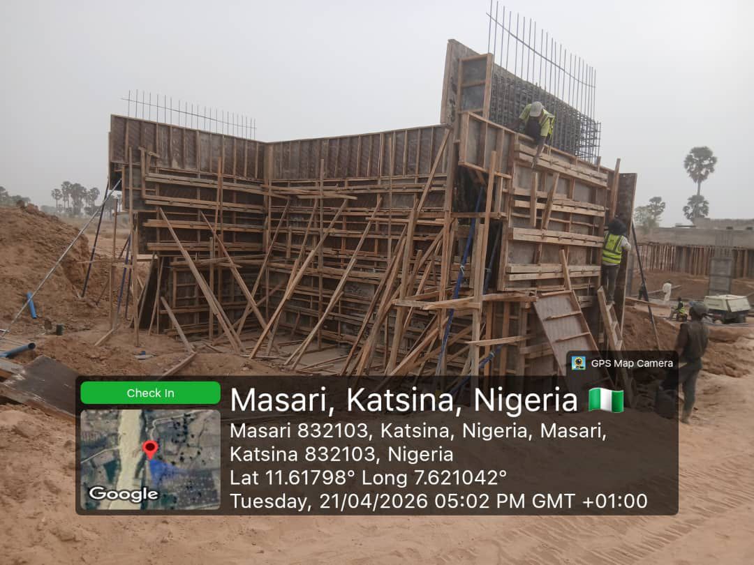 Ubeekanem's tweet photo. This is Unguwar Iliya Bridge Project under construction in Katsina State. The bridge will provide access, reduce travel time and create safety and economic activities upon completion.
#MinisterDavidUmahi
#MinistryOfWorks
#FederalGovtOfNigeria
#AkwaIbomFieldSupervision https://t.co/wRlZMSc2M8