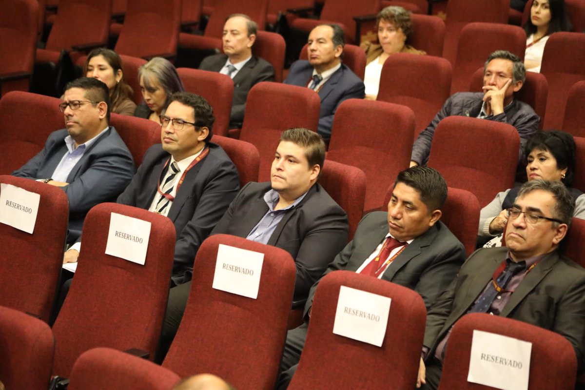 Poder_Judicial_'s tweet photo. #Ahora. Se inicia tercera jornada del Congreso Internacional de Derecho Constitucional: Justicia e Independencia Judicial, con participación de Susana Castañeda Otsu con la ponencia: Proceso competencial y amparo. Ver aquí: https://t.co/AjVXNQzYFj https://t.co/NmKm89BAbv