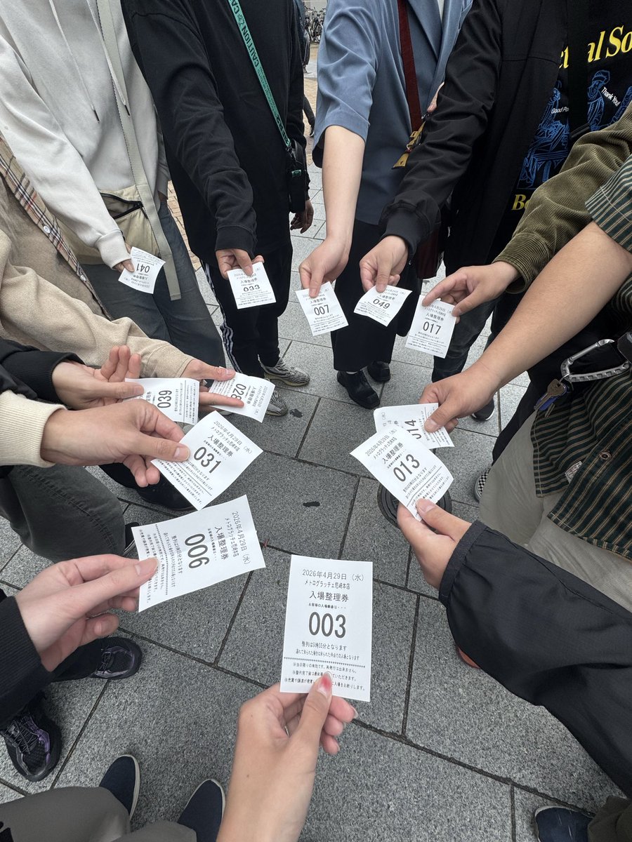 パーラーフルスロットル tweet media