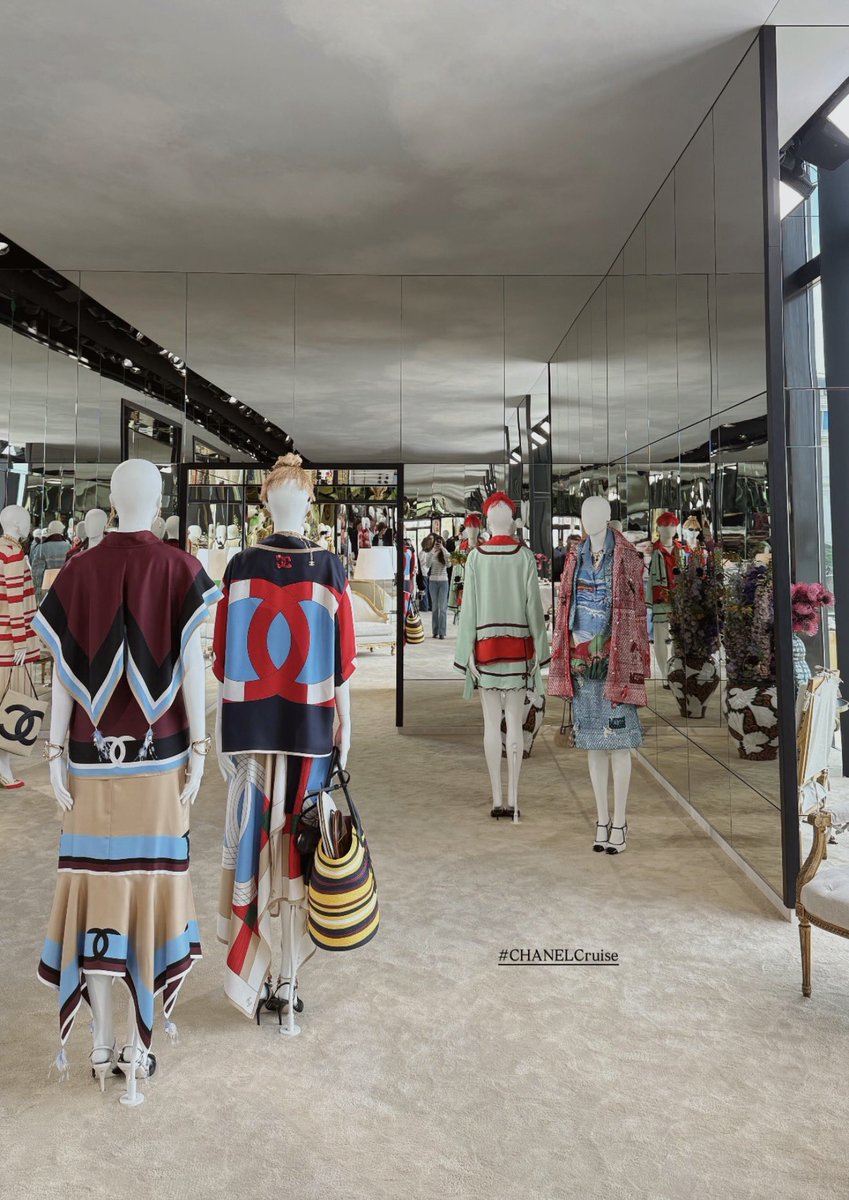 LalinaLena TH Official tweet media