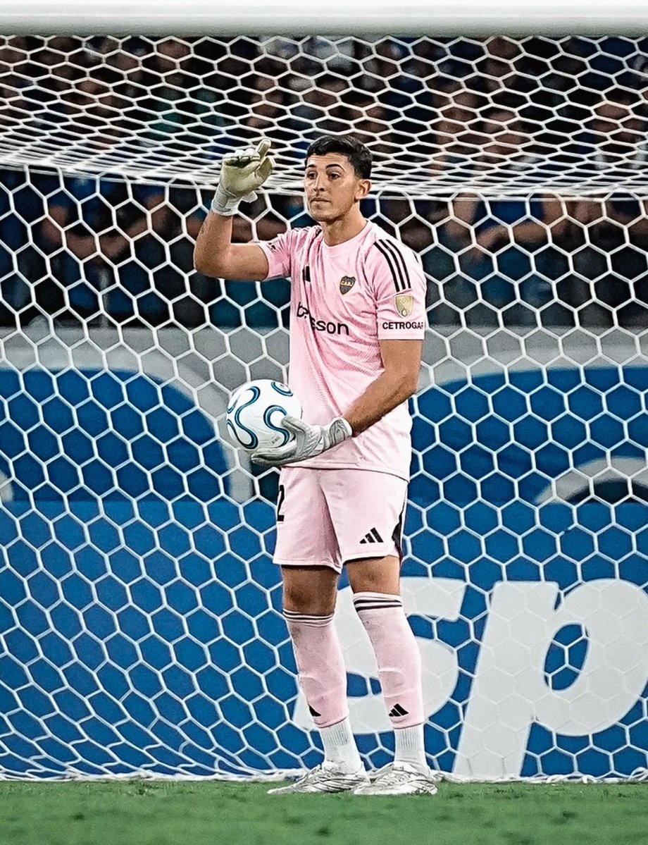 Muy serio el partido de Brey vs Cruzeiro.