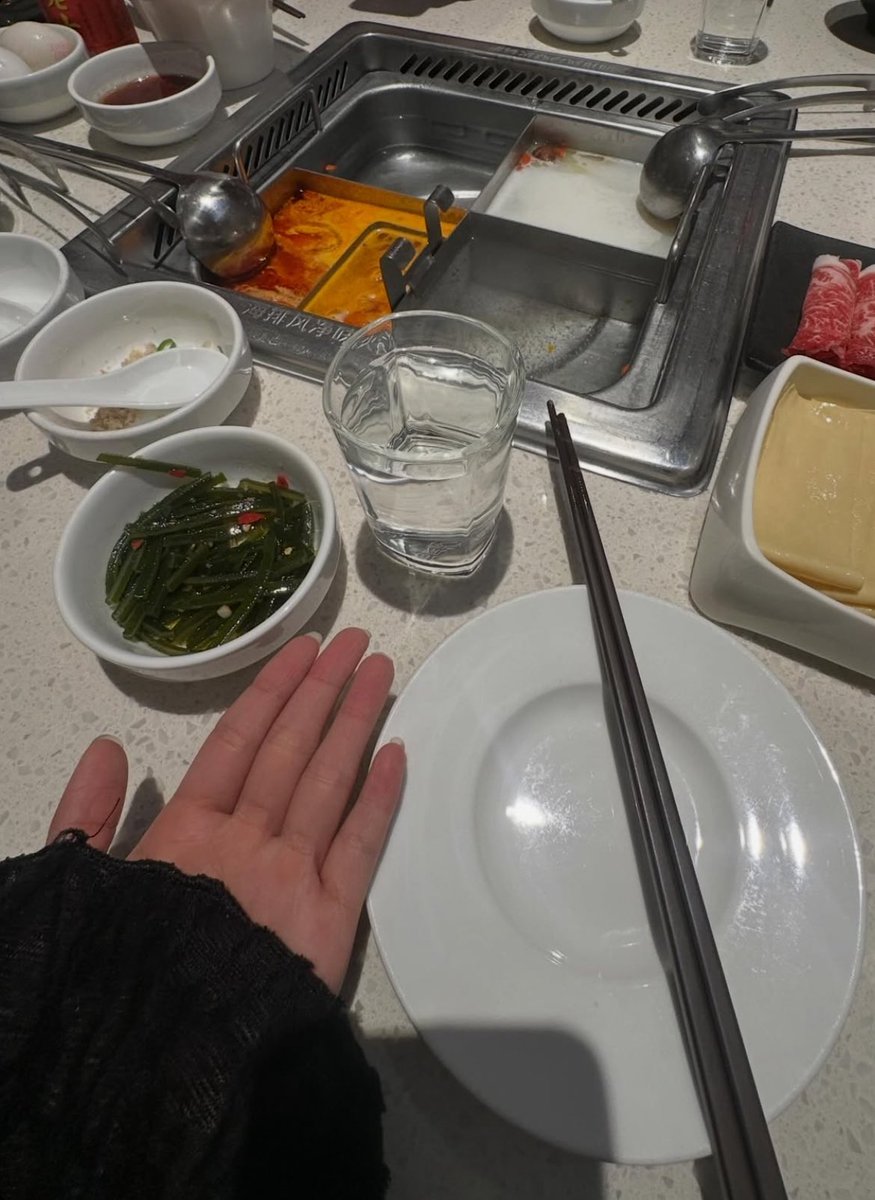 儿戏 tweet media