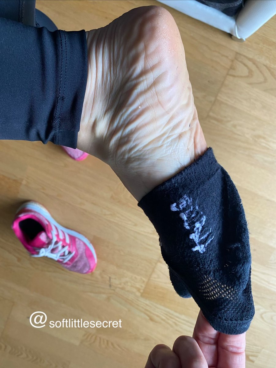 Secret Nails tweet media