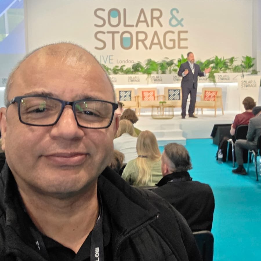 Truechargeuk's tweet image. On the ground at @SolarStorageUK 
Installers are driving real progress across solar, storage &amp;amp; EV infrastructure. Big shift toward integrated solar carports &amp;amp; practical solutions.
truecharge.co.uk
#EnergyTransition #EVInfrastructure #CleanEnergy #NetZero