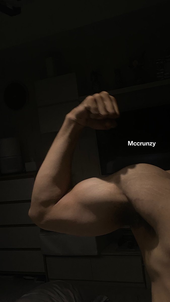 Mccrunzy tweet media