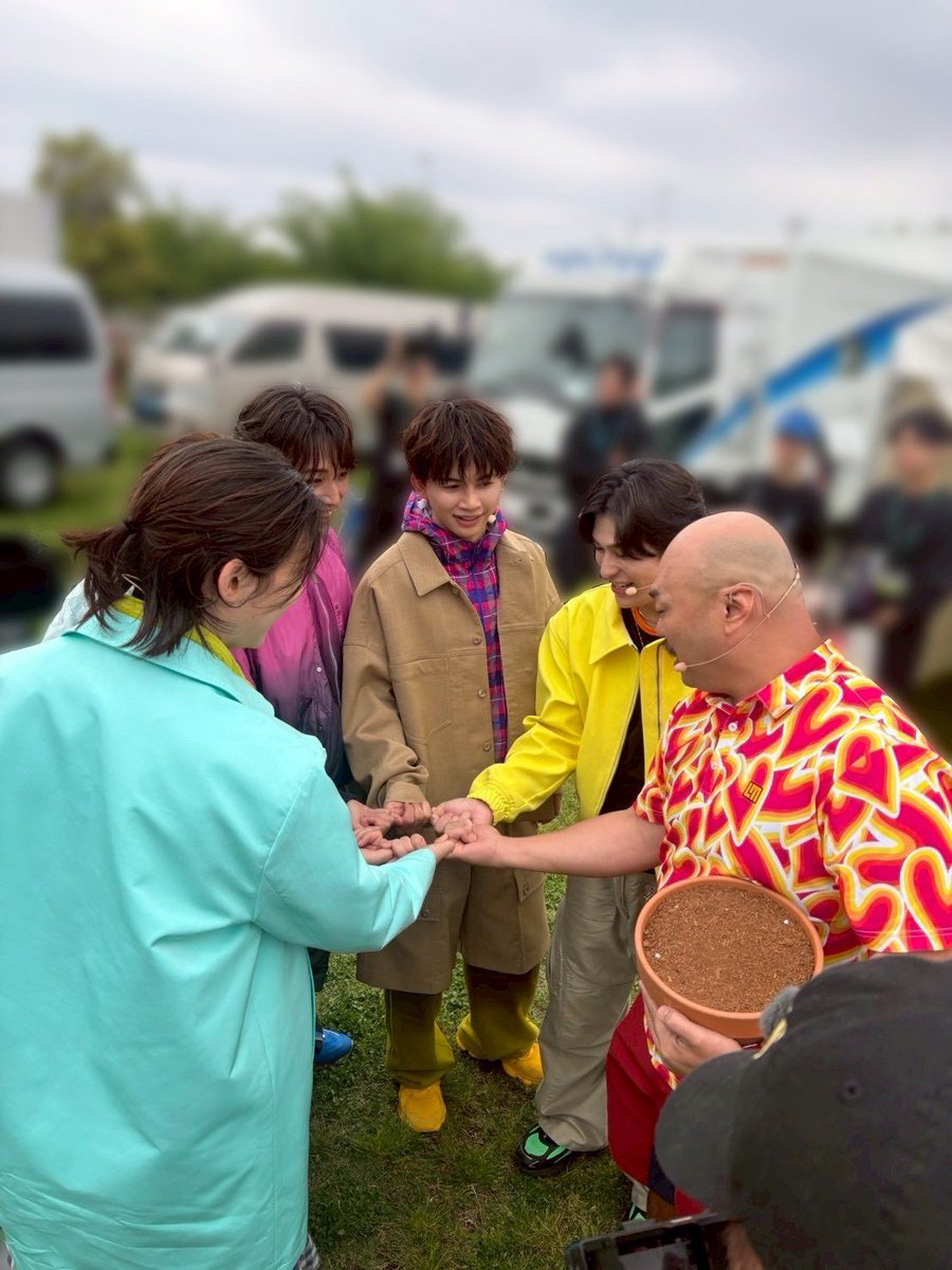 安田大サーカス クロちゃん tweet media