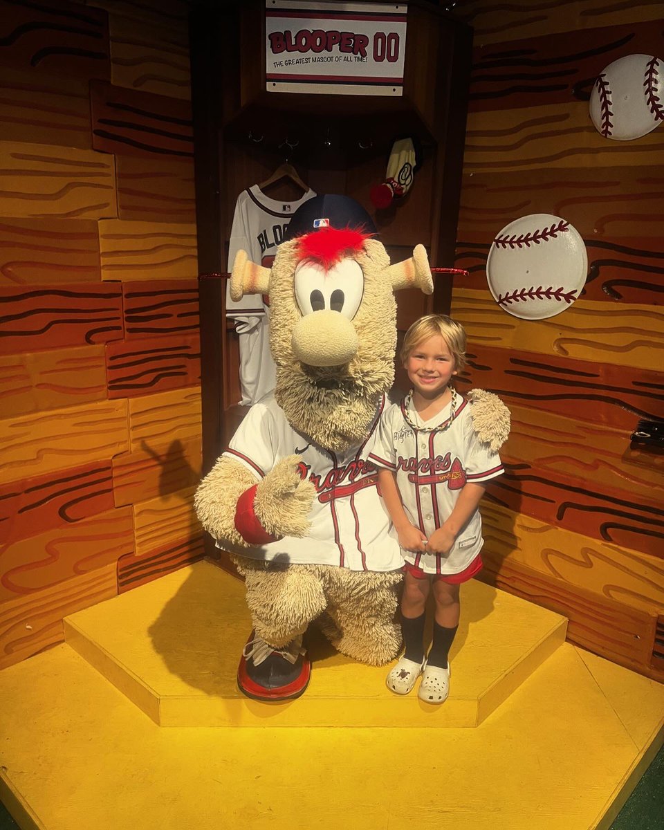 MattPitsenbarg3's tweet photo. @BlooperBraves We will miss Bloop! https://t.co/8DpHwbsRXq
