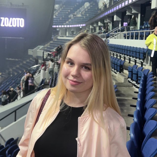 странник tweet media