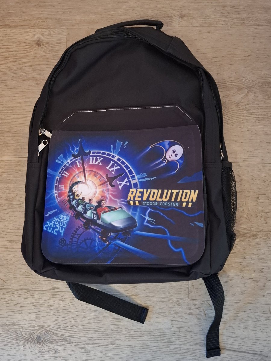 naomischouten1's tweet photo. Mijn nieuwe revolution rugtas is binnen π’πππ @bobbejaanland #bobbejaanland #revolution #revolutionfan https://t.co/cXxnrqBYDI