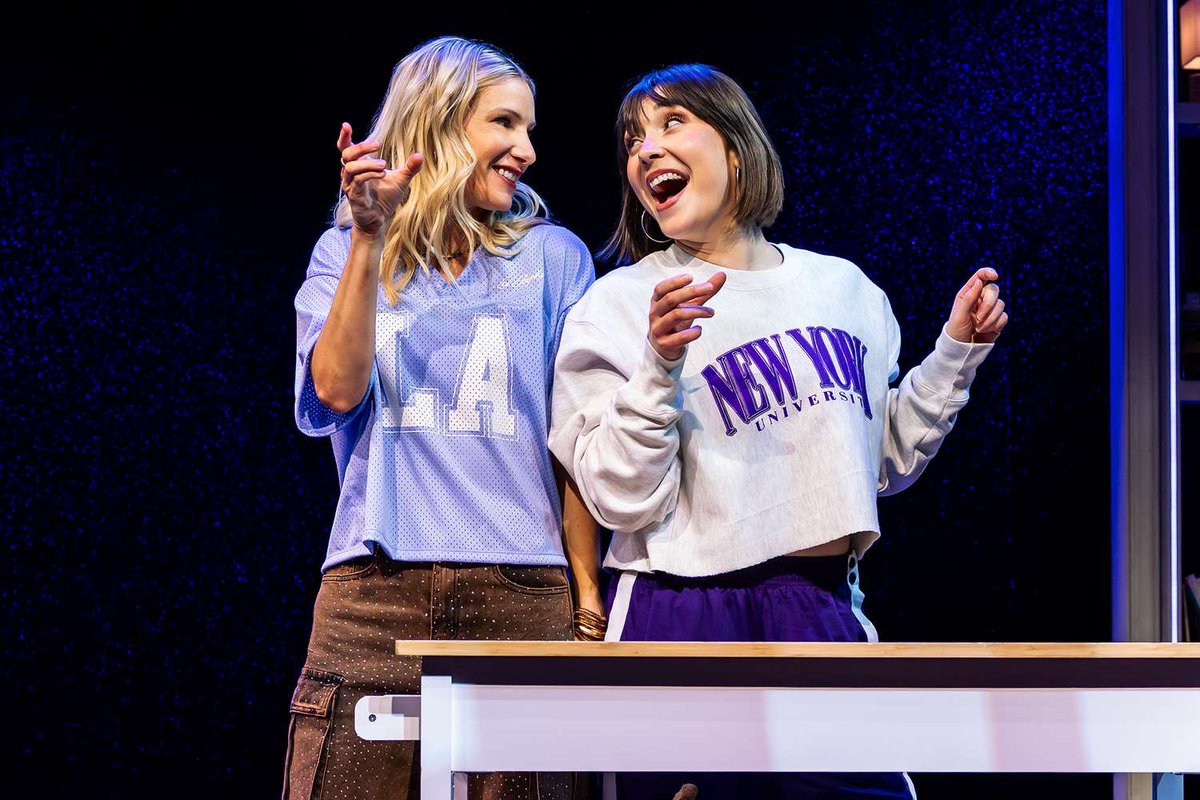 TheDramaPodcast's tweet image. NEW EP w Heather Morris (#Glee, 11 to Midnight). Some topics:

📣Brittany S. Pierce 
💃Cost n' Mayor’s off-Broadway show 11 to Midnight
🎶Fave Glee songs &amp;amp; guest stars
💆‍♀️Botox-free life
✂️The Masked Dancer
⚾️Savannah Bananas
🪩#DWTS
&amp;amp; MORE

Listen: bit.ly/4whkYOr