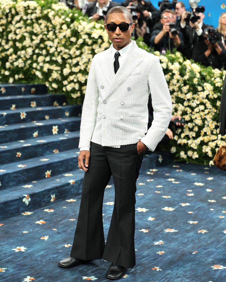 elele.com.tr tweet media