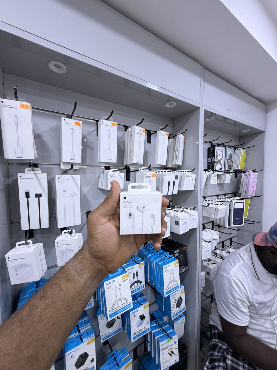 Uncle Emeka || YANKEE GADGETS .ng tweet media