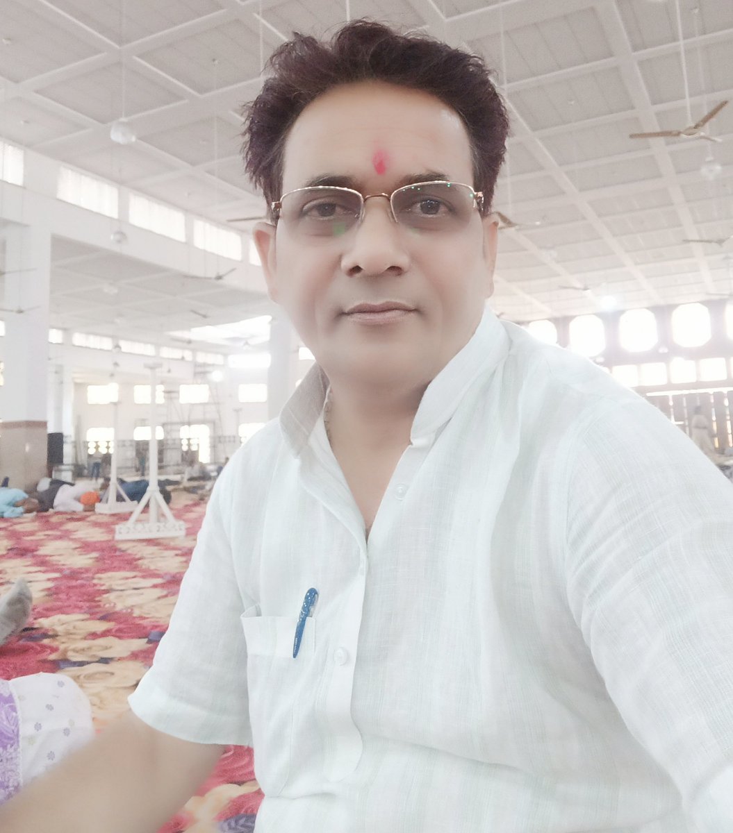 NSewadar's tweet photo. प्रदेश अध्यक्ष संविदा कर्मचारी एकता संघ उत्तर प्रदेश परिवहन निगम https://t.co/Nx9IwgkbAB