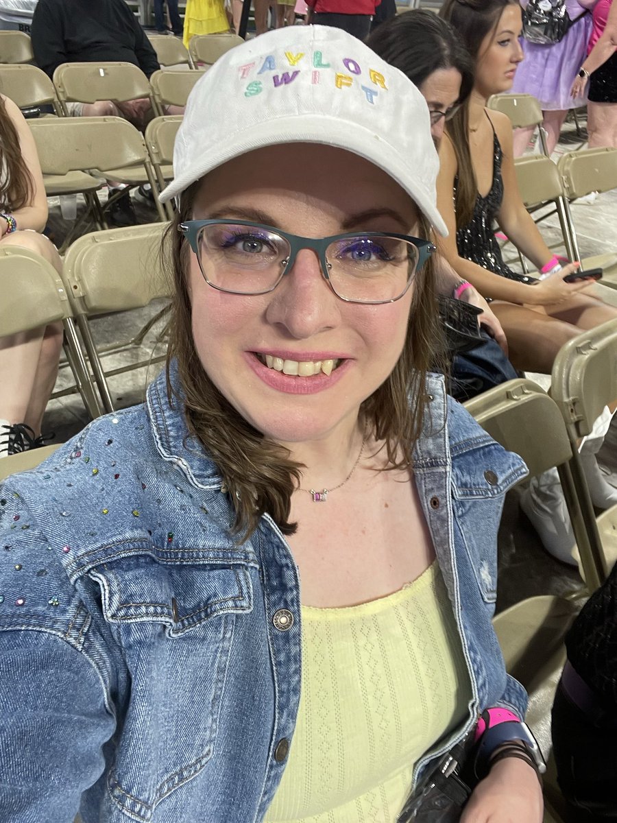 guilty as Kim tweet media