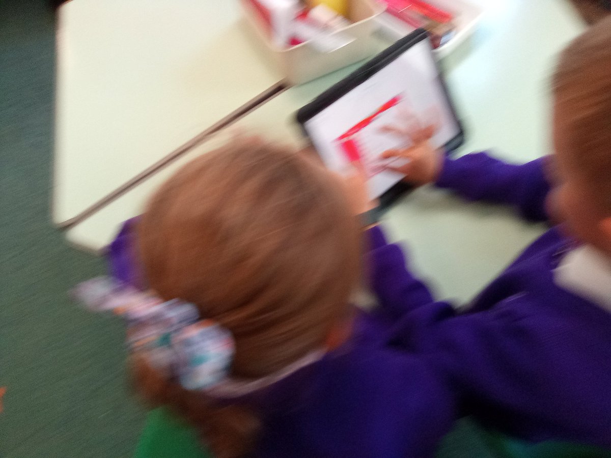 Class2Highpri's tweet photo. #highfieldscomputing we have been learning about using pictograms on our iPads to represent our class data of favourite fruits and pets! https://t.co/vmi5mc9i1z