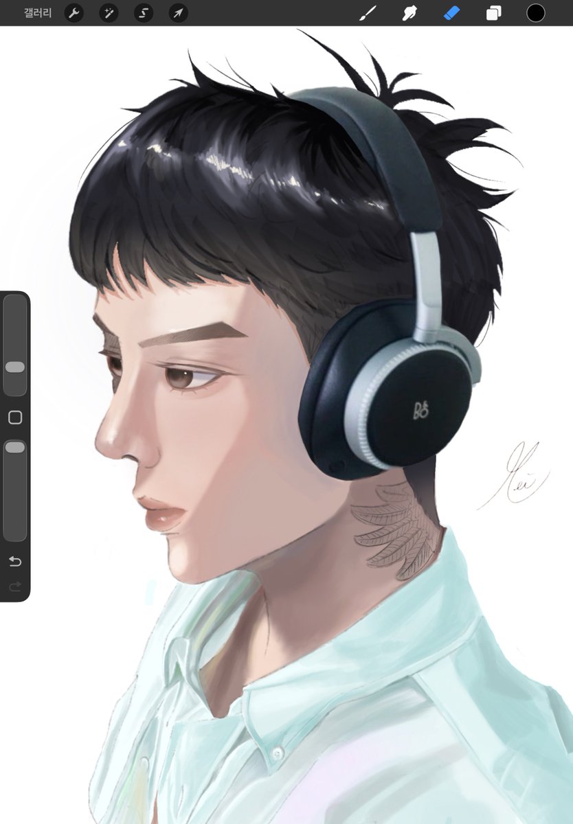 밤 tweet media