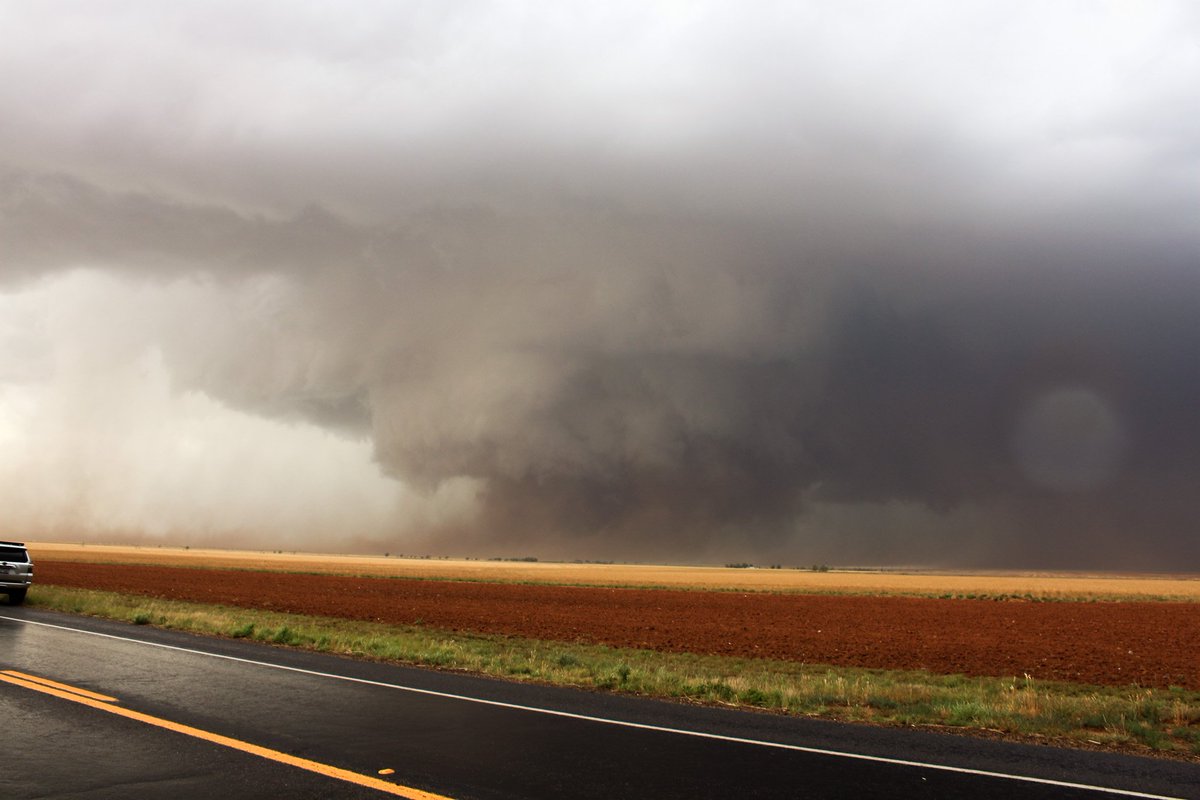 DFWStormChasers tweet media