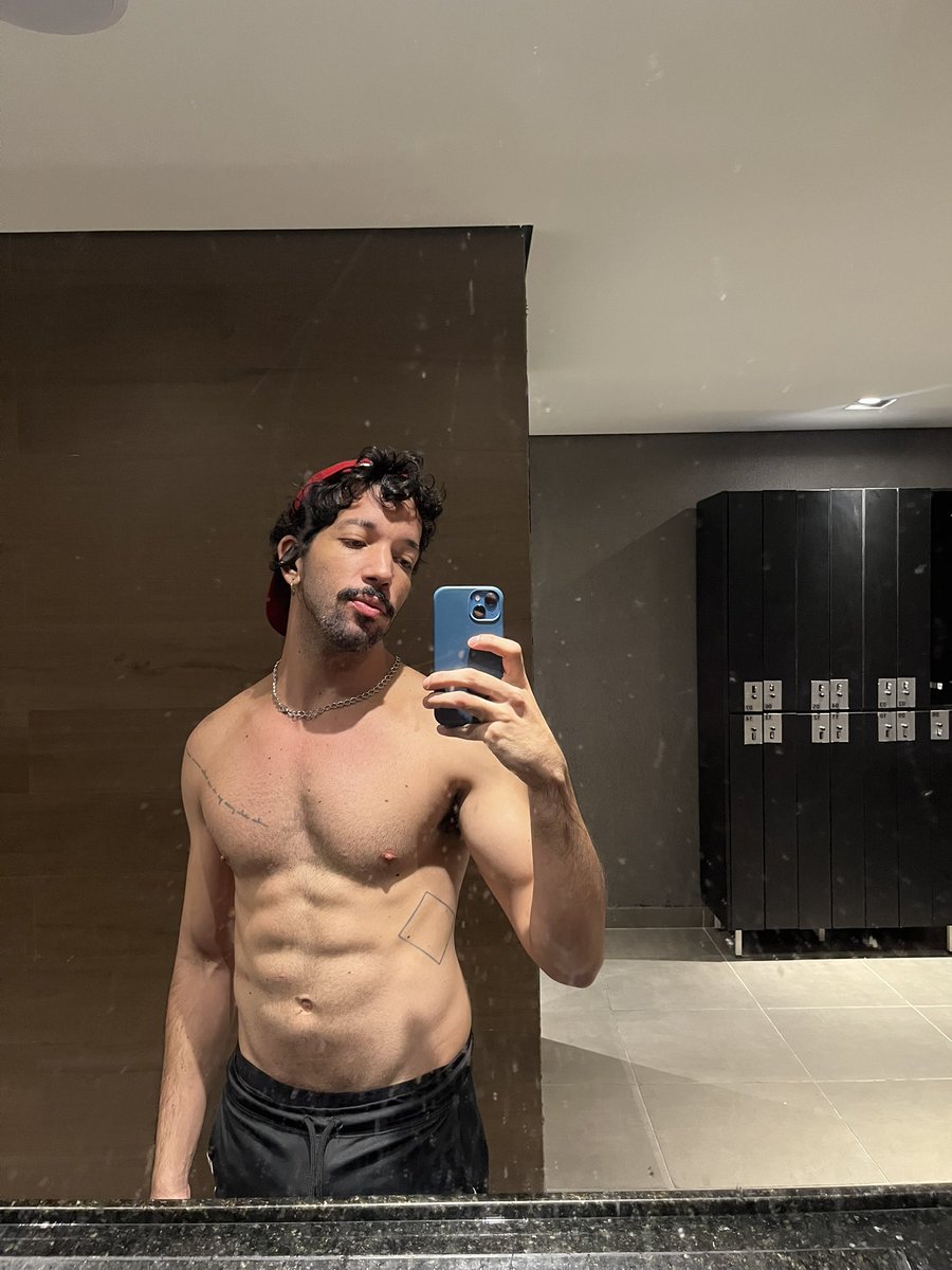 macabéia pigzona tweet media