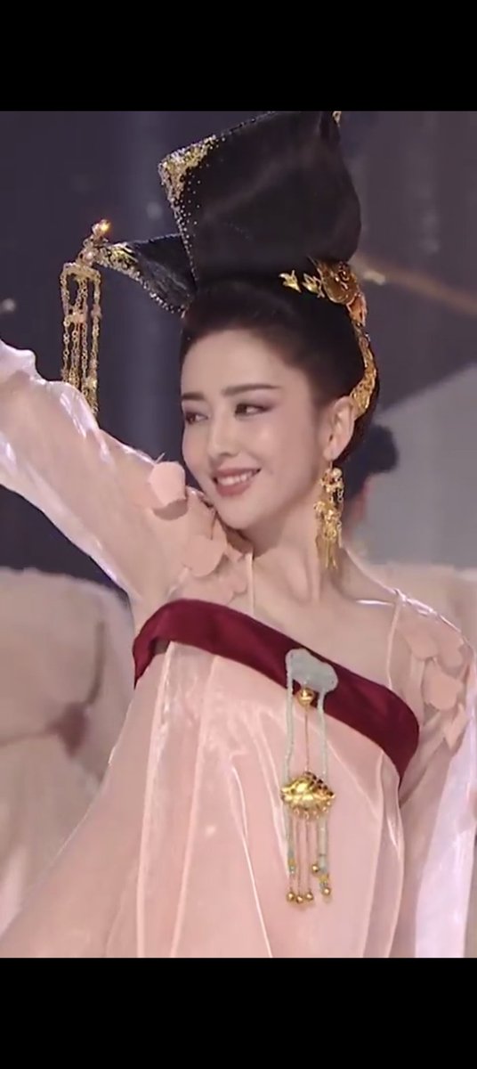 巡游的星光 tweet media