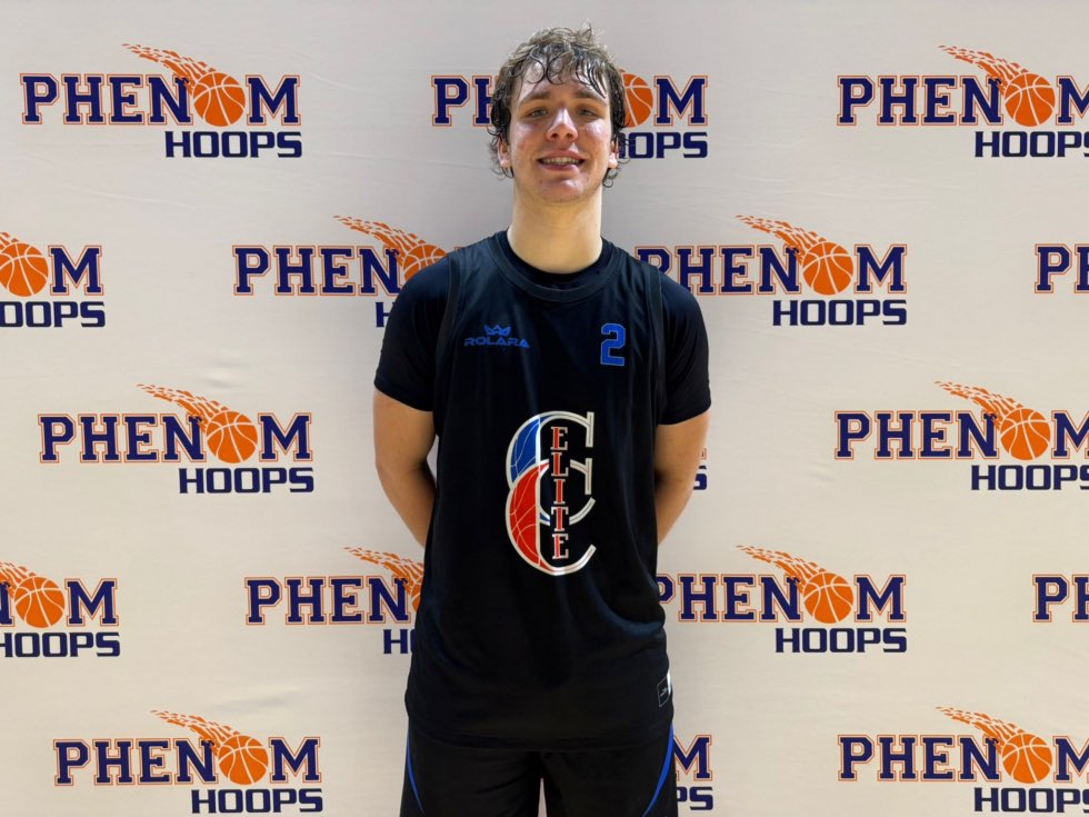 Phenom_Hoops's tweet image. CC Elite Clearly Trending as a Top Team in North Carolina 

READ ||: phenomhoopreport.com/cc-elite-clear… #PhenomHoops