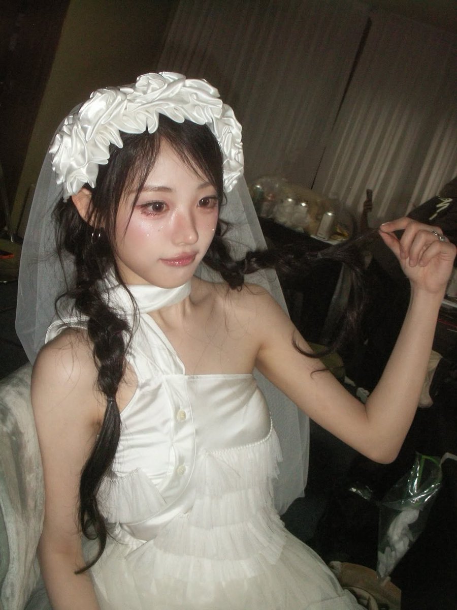 마리୨୧ tweet media