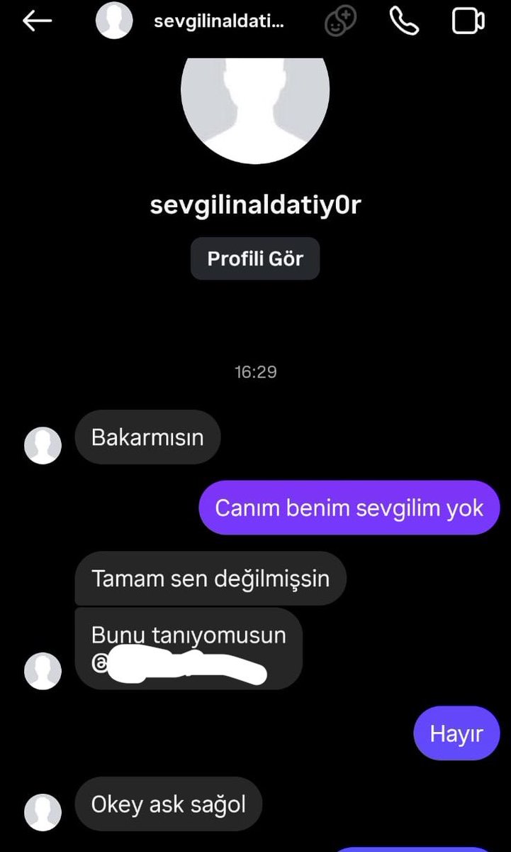 flora🩰 tweet media