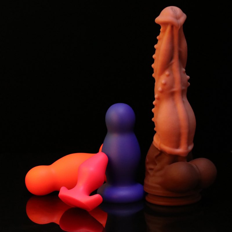 MapleToy tweet media