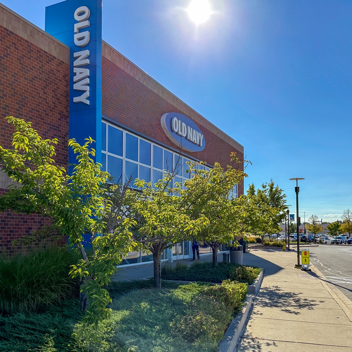 pppnfp's tweet photo. This week, @OldNavy is partnering with the @NCMEC  for their 17th annual Super Safety event. Old Navy stores nationwide will work to raise awareness. You can help by visiting your local Old Navy now through Sunday, May 3 and donating at checkout. 

#NCMEC #OldNavy https://t.co/G1FlOyFXgJ