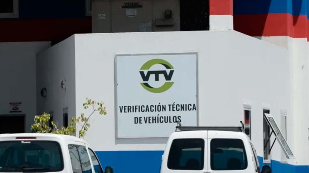 NuevaDataOk's tweet image. La VTV en CABA aumentó un 28%: a cuánto asciende el costo para los autos #autos #vtv #economia #transporte #aumentos nuevadata.com/la-vtv-en-caba…
