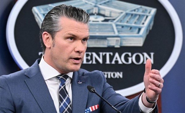 وزير الدفاع الأميركي: ترامب أظهر شجاعة في مواجهة إيران النووية