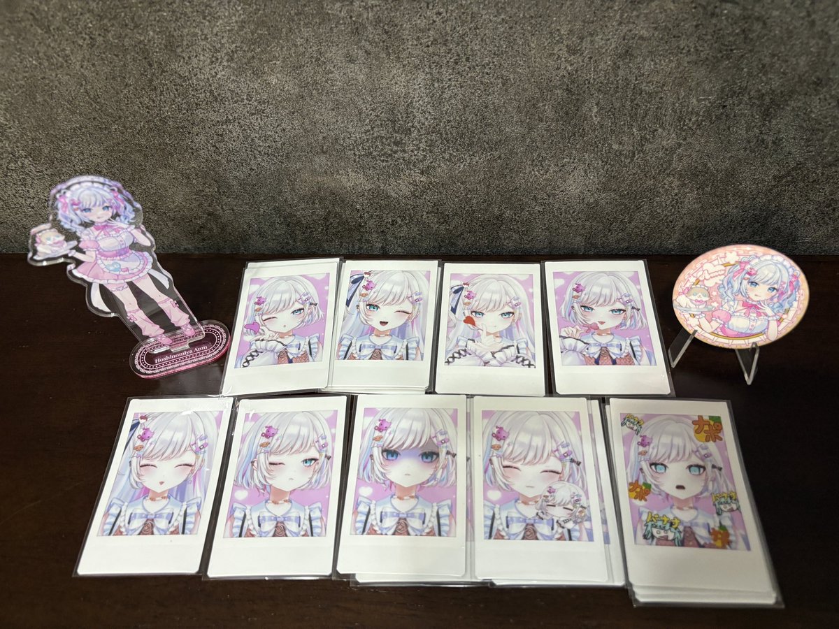 ようやくチェキ整理完了。 いろんな表情があって良き良き。 ただ、お二
