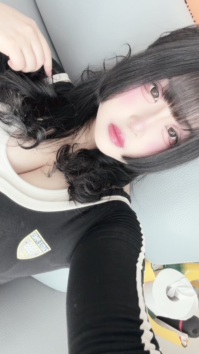 요즘은 날씨가 더웟다 추웟다
아주 난리구만😖😖 다들 감기조심!!!