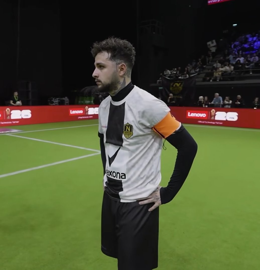 damla🎗#SOPRANOS tweet media