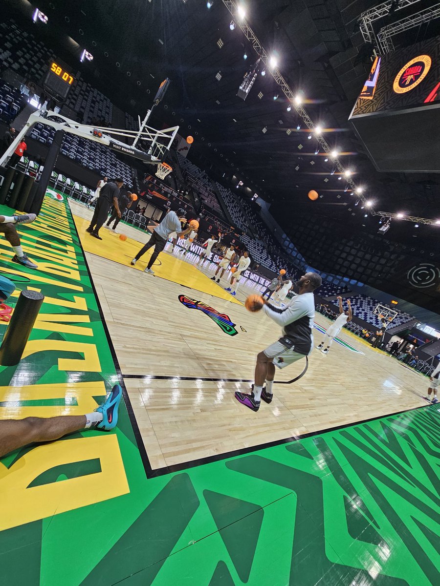 Afiemo_'s tweet photo. Maktown Flyers shoot around minutes before Jump ball.
Al AHLY look to improve their record in this competition, while Maktown hope to etch their name on BAL history books.
#balseason6 #maktownflyers #BasketballAfricaLeague #Bal2026 https://t.co/uI7GtM2PpL