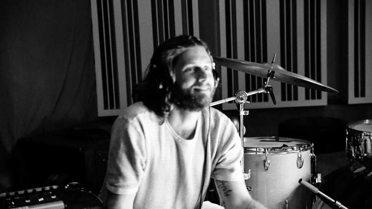 Avi Kaplan tweet media