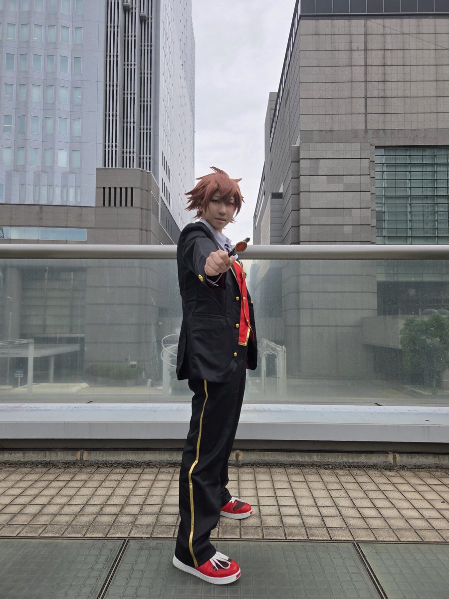 saku2021's tweet photo. cosplay/twst
エース•トラッポラ

📷　 @hime_moon_77

#コスサミパーティー https://t.co/EzsuNxU5Te