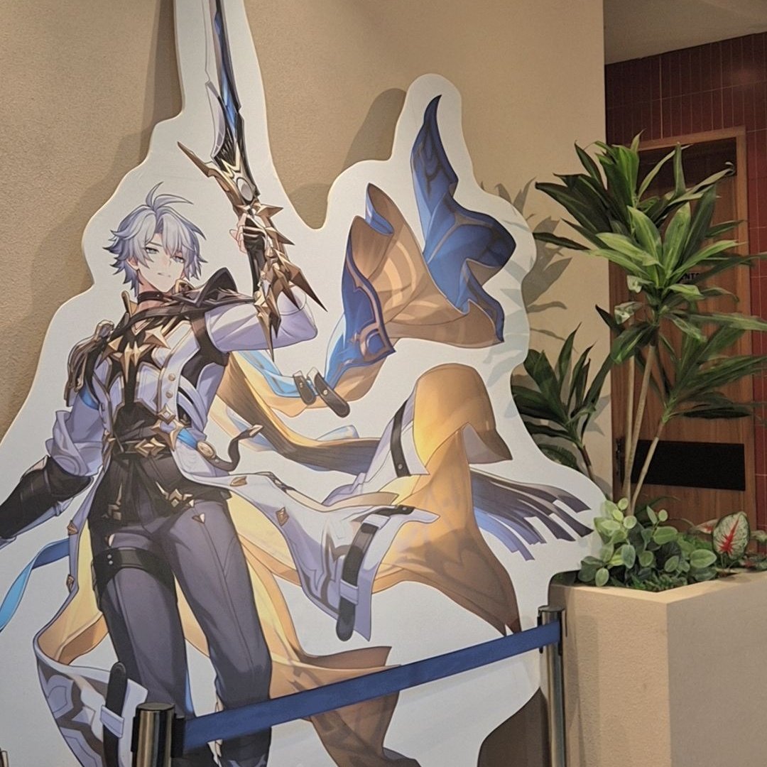 Yeyunnie__'s tweet image. Ini gw beli 2 jenis barang collab berbeda dalam sehari 
#Frieren #hsr #Tomoro #Jchicken