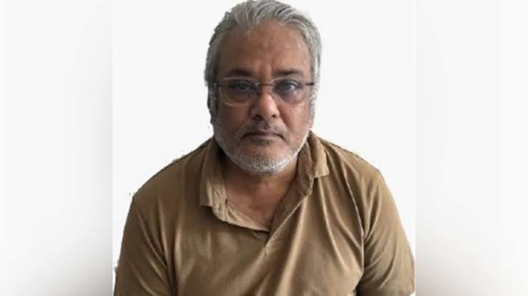 ProtecterIM's tweet photo. 🚨BREAKING: Salim Dola, a senior Dawood gang operative, has been deported to India. He arrived in Delhi early Tuesday on a special aircraft. Dola is accused of running a drug network linked to the Dawood syndicate, worth over ₹5,000 crore annually. https://t.co/XqSdnNWI5u