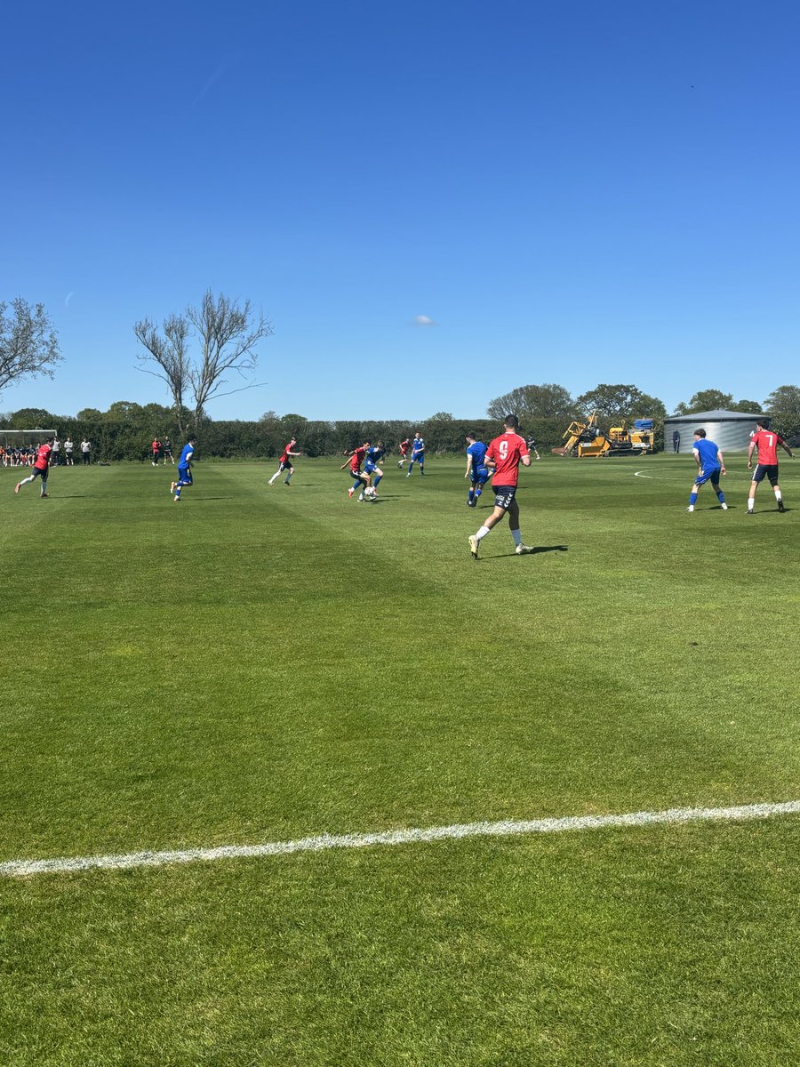 Paulbloomer3's tweet image. 📆Wednesday April 29 2026
⏰13:00
🧮Game 193 25/26
🏟York City Training Ground #1480
⚽️@YorkCityFC U19 9-2 @SolihullMoors U19
🏆NLFA North Division
🎟️Free
👥27 h/c
#groundhopping #development with @JRipley98