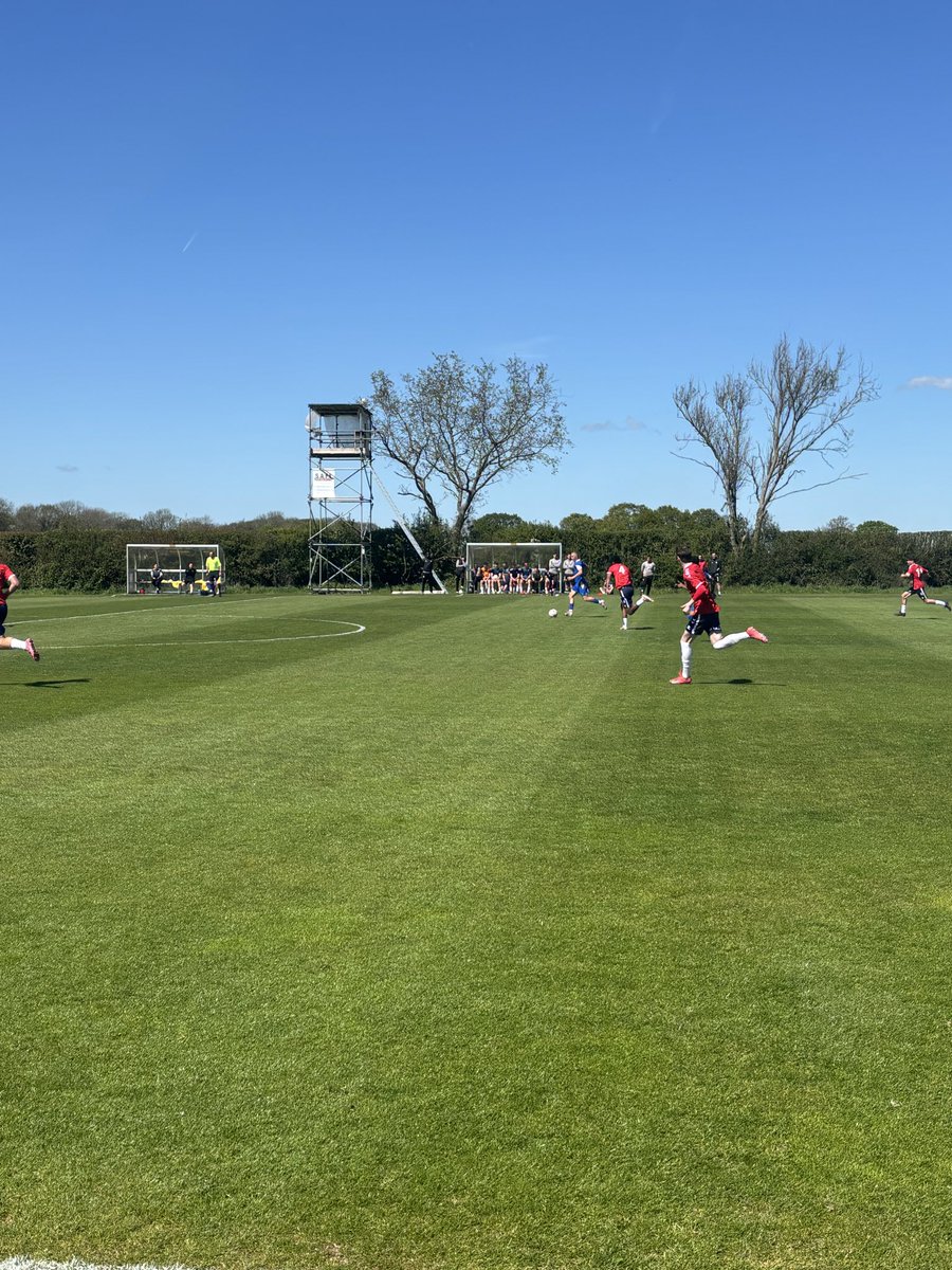 Paulbloomer3's tweet image. 📆Wednesday April 29 2026
⏰13:00
🧮Game 193 25/26
🏟York City Training Ground #1480
⚽️@YorkCityFC U19 9-2 @SolihullMoors U19
🏆NLFA North Division
🎟️Free
👥27 h/c
#groundhopping #development with @JRipley98